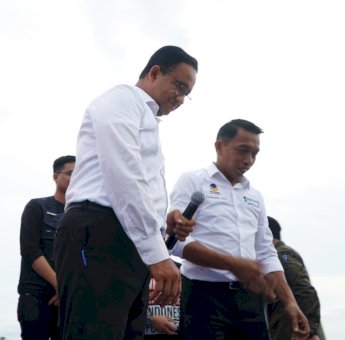 Warga Ikhlas Hadiri Kampanye Akbar Anies Baswedan di Parepare, Syaharuddin Alrif Ucapkan Terima Kasih