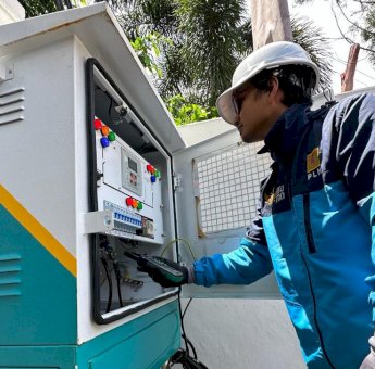 Mengenal Petugas PLN yang Siap Siaga 24 Jam Layani Pasokan Listrik Selama Pemilu 2024