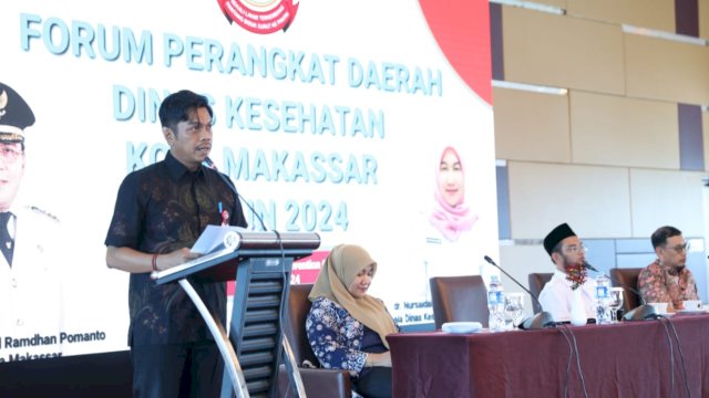 Pj Sekda Makassar, Firman Hamid Pagarra saat membuka Forum Perangkat Daerah Dinas Kesehatan Makassar di Hotel Aston, Makassar, Kamis (15/2/2024). (Foto: Istimewa)