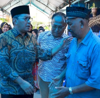 Beri Dukungan Kepada Keluarga, Danny Kunjungi Rumah Duka 2 Petugas KPPS yang Meninggal di Makassar