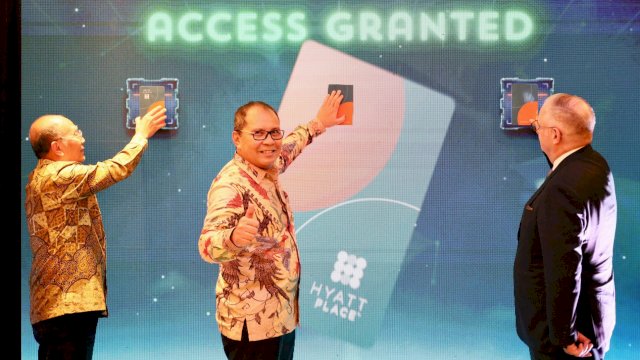 Wali Kota Makassar, Moh Ramdhan Pomanto saat meresmikan Hotel Hyatt Place Makassar yang berlokasi di Jalan Jenderal Sudirman, Makassar, Sabtu (17/2/2024). (Foto: Istimewa)