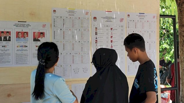 Suasana pemungutan suara di salah satu Tempat Pemungutan Suara (TPS) di Kabupaten Kepulauan Selayar, Rabu (14/2/2024) lalu. (Foto: Istimewa)