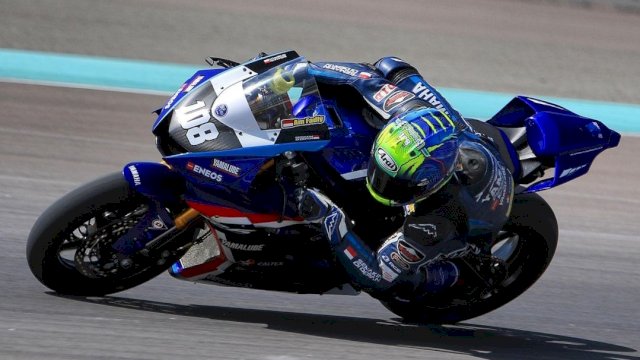 Pembalap Yamaha Racing Indonesia (YRI), AM Fadly bersiap kembali menggeber Yamaha YZF-R6 di kelas Supersport 600 (SS600) pada ajang ARRC 2024. (Foto: Istimewa)