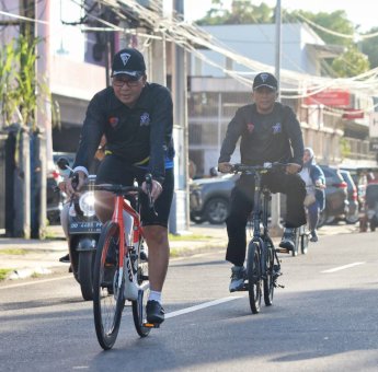 HUT POM AL ke-78, Danny Pomanto Ikut Fun Bike Sejauh 8 Kilometer