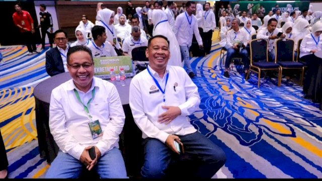 Jajaran sekretariat DPRD Kota Makassar turut hadir dalam Rakorsus Pemkot Makassar 2024 di Hotel Four Points by Sheraton, Jalan Andi Djemma, Makassar, Senin (26/2/2024). (Foto: Istimewa)