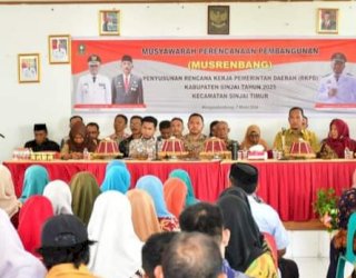 Sekda Bahas Hilirisasi di Musrenbang Kecamatan Sinjai Timur