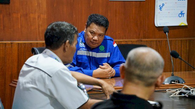 Ket : Direktur PAM Tirta Karajae Kota Parepare, Andi Firdaus Djollong 