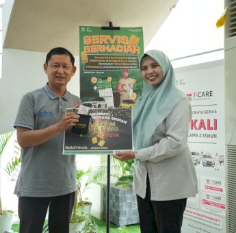 Beli Toyota Hingga Servis di Bengkel Resmi, Pelanggan Dapat iPhone 15 dan Emas