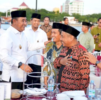 Buka Puasa Bersama di Lego-lego, Pj Gubernur Bahtiar Beri Penghargaan Sukses Pemilu Serentak Tahun 2024