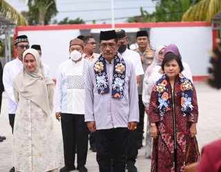 Kakanwil Kementerian Hukum Dan Ham Sulsel Minta Jajarannya Kenakan Batik Rongkong