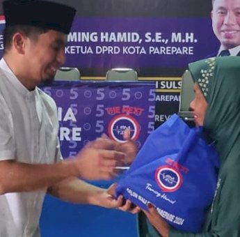 Program GEBER Ramadan Tasming Hamid Sasar 12 Ribu KK se-Parepare, Perdana di Ujung Sabbang