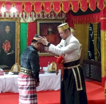 Kepala Kejati Sulsel Diberi Gelar Adat I Manuntungi Daeng Matola di Musuem Balla Lompoa