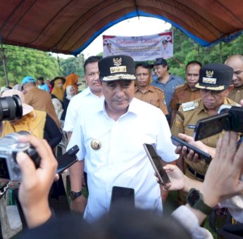 Program Ketahanan Pangan dan Cegah Miskin Ekstrem, Bahtiar Baharuddin: Sudah 2.7 Juta Benih Ikan Ditebar di Bone