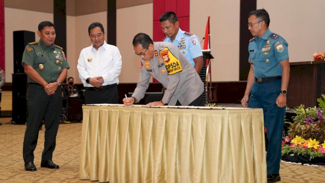 Rapat Koordinasi persiapan pengamanan Arus Mudik 2024 yang diselenggarakan Pemprov Sulsel, Kamis (28/03/2024). (Istimewa)