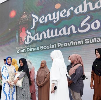 Hadiri Buka Puasa Akbar dan Peringatan Malam Nuzulul Qur’an, Sofha Marwah Bahtiar Serahkan Sejumlah Bantuan