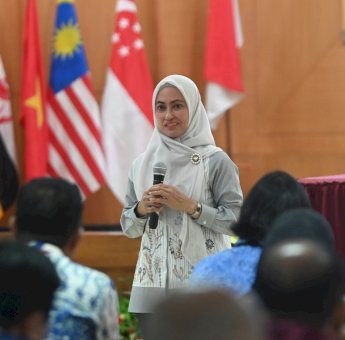 Jadi Narasumber Pelatihan Kepemimpinan Nasional, Indah Putri Indriani Bahas Isu Strategi