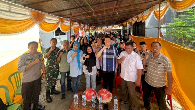 Anggota DPRD Sulawesi Selatan, Edward Wijaya Horas saat menggelar reses di Kelurahan Sambung Jawa, Kecamatan Mamajang, Kota Makassar, Jumat (2/2/2024). (Foto: Istimewa)