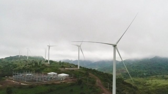 Pembangkit Listrik Tenaga Bayu (PLTB) Sidrap dengan kapasitas 75 Mega Watt (MW) yang terletak di Kabupaten Sidrap, Sulawesi Selatan. (Foto: Istimewa)