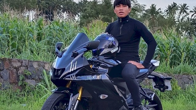 Keunggulan generasi terbaru Yamaha R15 Connected mampu memikat bikers Indonesia yang menyukai motor sport fairing. (Foto: Istimewa)