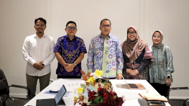 Wali Kota Makassar, Moh Ramdhan Pomanto saat menerima audiens perwakilan dari Pusat Studi Pendidikan dan Kebijakan (PSPK) di Kantor Balai Kota Makassar, Kamis (14/3/2024). (Foto: Istimewa)
