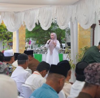 Eratkan Silaturahmi, Ketua DPRD Sulsel Buka Puasa Bersama Kerukunan Keluarga Daerah Barru
