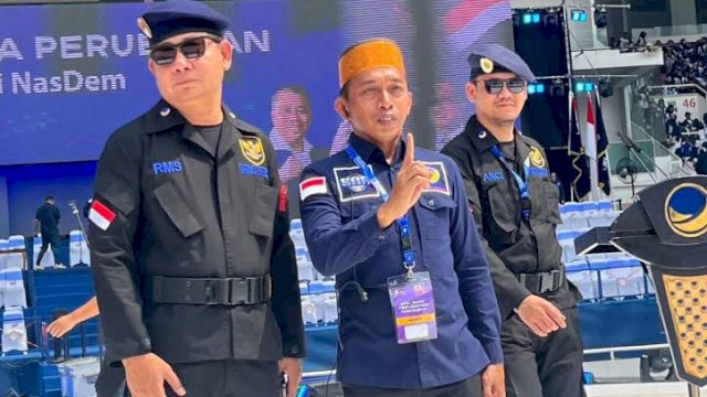 Ketua DPW NasDem Sulsel, Rusdi Masse (kiri) bersama Sekretaris DPW NasDem Sulsel, Syaharuddin Alrif pada sebuah kesempatan belum lama ini. (Foto: Istimewa)