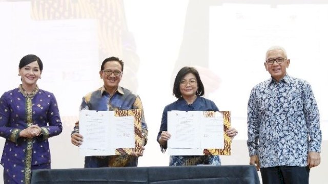 OJK dan Kemenko Perekonomian menyepakati kerja sama pelaksanaan peningkatan literasi dan inklusi keuangan melalui Program Kartu Prakerja. (Dok. Humas OJK)