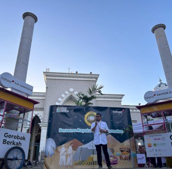 Herma Haidi, Marbot Penerima Gerobak Usaha Gratis dari Indosat di Makassar