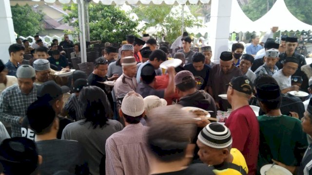 Berkah Ramadhan, Wabup Soppeng Undang Masyarakat Buka Puasa