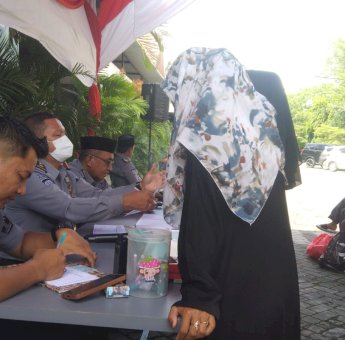 Pengunjung Lapas Kelas 2A Parepare Diterima dengan Ramah, Menyambut Hari Raya Idulfitri dengan Kehangatan