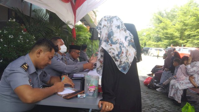 Pengunjung Lapas Kelas 2A Parepare Diterima dengan Ramah, Menyambut Hari Raya Idulfitri dengan Kehangatan