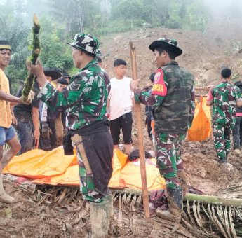 18 Meninggal Tertimbun Longsor di Toraja, Pj Gubernur: Kita Gerakkan Semua Potensi Berikan Bantuan dan Evakuasi
