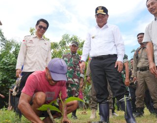 Animo Masyarakat Peringati Hari Bumi Sangat Tinggi, Dukung Penanaman Pohon Serentak yang Diinisiasi Pj Gubernur Bahtiar