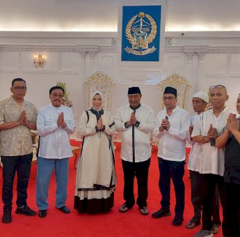 Relawan Pendukung Jokowi Ikut Serta Tanam Pohon Bareng Pemprov Sulsel di Hari Bumi