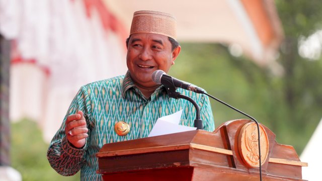 Pj Gubernur Sulsel Bahtiar Baharuddin, memberikan sambutan saat HUT Kabupaten Wajo ke-625, Senin (22/04/2024). (Istimewa)