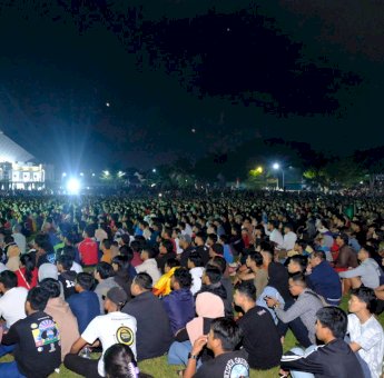 Ribuan Warga Gowa Ikut Nonton Bareng Semifinal Piala Asia U-23 di RTH Syekh Yusuf