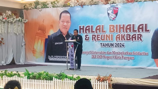 Ket : Ketua Umum Ikatan Alumni SMP Negeri 4 Parepare, H. Muhammad Zaini (HMZ)