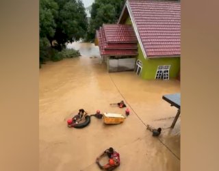 Banjir dan Longsor Terjang 5 Kabupaten di Sulsel, Pj Gubernur Bahtiar Sampaikan Duka Mendalam
