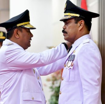 Bahtiar Baharuddin Lantik Ahmadi Akil Jadi Pj Bupati Pinrang