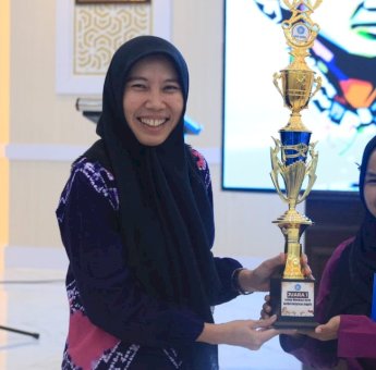 Nurfakhirah, Siswi SMAN 5 Gowa, Menangkan Lomba Baca Surat Kartini