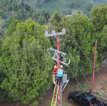 Wujudkan Listrik Berkeadilan, PLN Terangi Rumah 876 Keluarga di 33 Dusun di Sulawesi Selatan