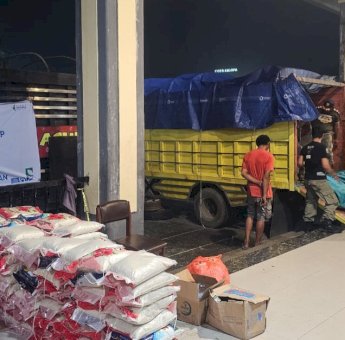 Pemerintah Pusat Kirim Bantuan 40 Ton Beras untuk Warga Terdampak Banjir dan Longsor di Sulsel
