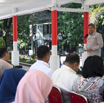 Pj Sekda Sulsel Lepas Bantuan Kemanusiaan OPD untuk Korban Bencana Banjir dan Tanah Longsor