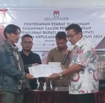 Sempat Ditunda, Dokumen Bakal Pasangan Calon Bupati Kepulauan Selayar Rahman – Marowa Akhirnya Diterima KPU