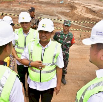 Tinjau Bendungan Jenelata, Pj Gubernur Bahtiar Pastikan PSN di Sulsel Tanpa Hambatan