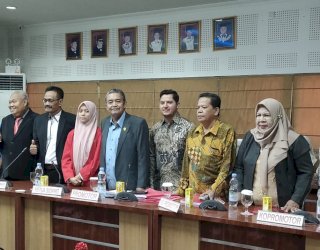 Andi Elsa Fadhilah Sakti, Doktor Termuda Lulusan Unhas