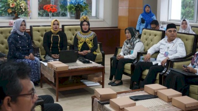 Suasana presentasi kelas Tim Pendamping Keluarga (TPK) Hebat Seri II tahun 2024 secara virtual. (Istimewa)