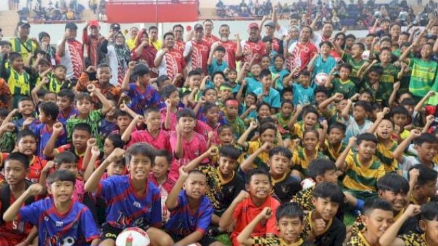 SSB tim sepak bola usia dini dari berbagai kecamatan di Kukar. (Istimewa)
