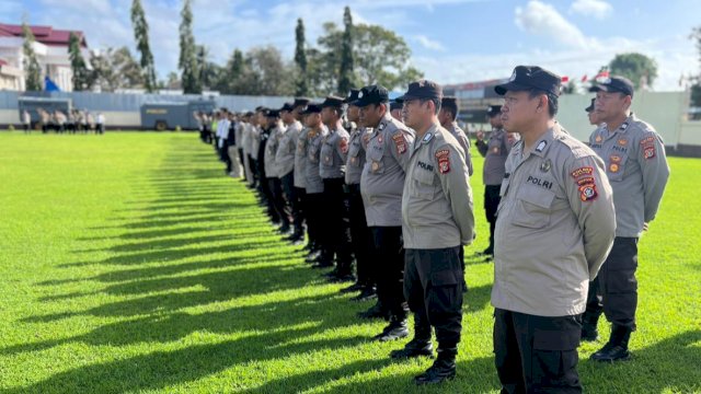 Personil Poles Merauke mengikuti Apel Jam Pimpinan. (Foto: Humas Polres Merauke)