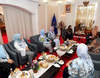 Pj Ketua PKK Sulsel Terima Kunjungan Pengurus YKI, Perwosi dan PII